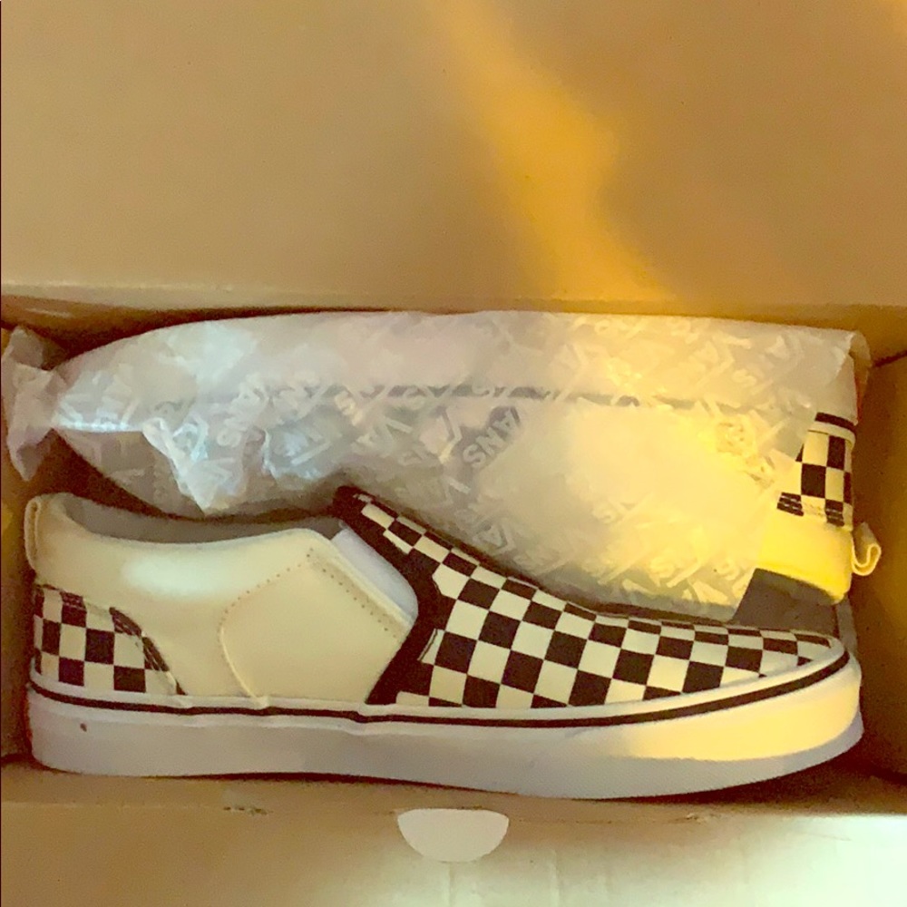 Vans checkered black/natural Brand New w/ tags/box